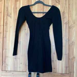 •RARE AMERICAN APPAREL BACKLESS LONG SLEEVE MINI•